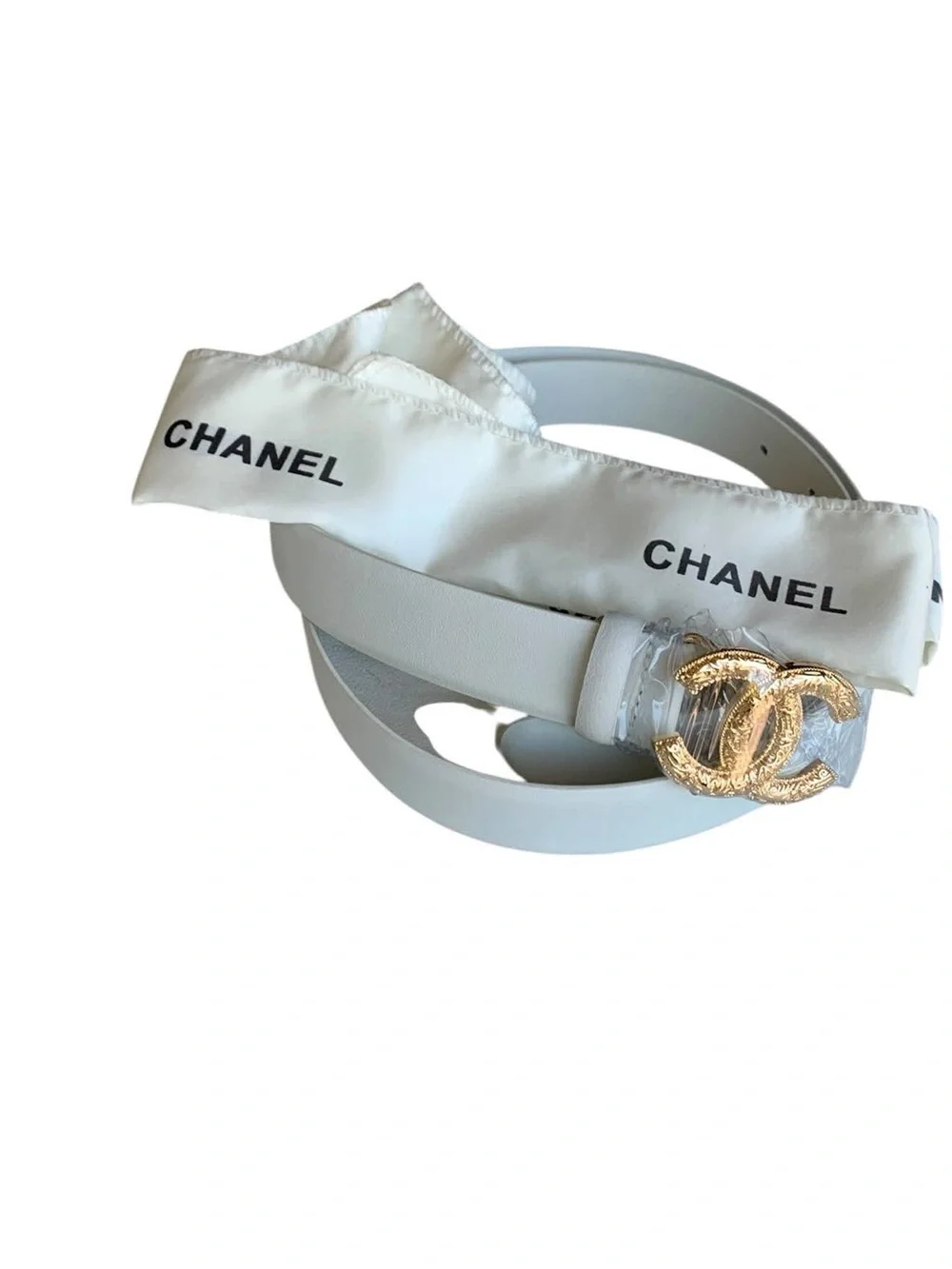 🤍 White Leather Belt with Gold-Tone logo Buckle 🤍